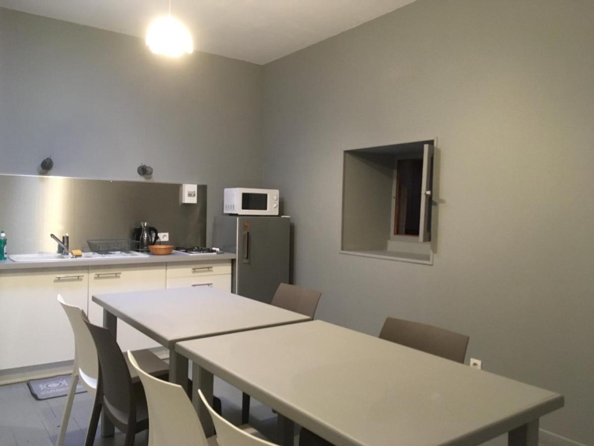 Les Pascals Bed & Breakfast Saint-Paul-lès-Romans Екстериор снимка