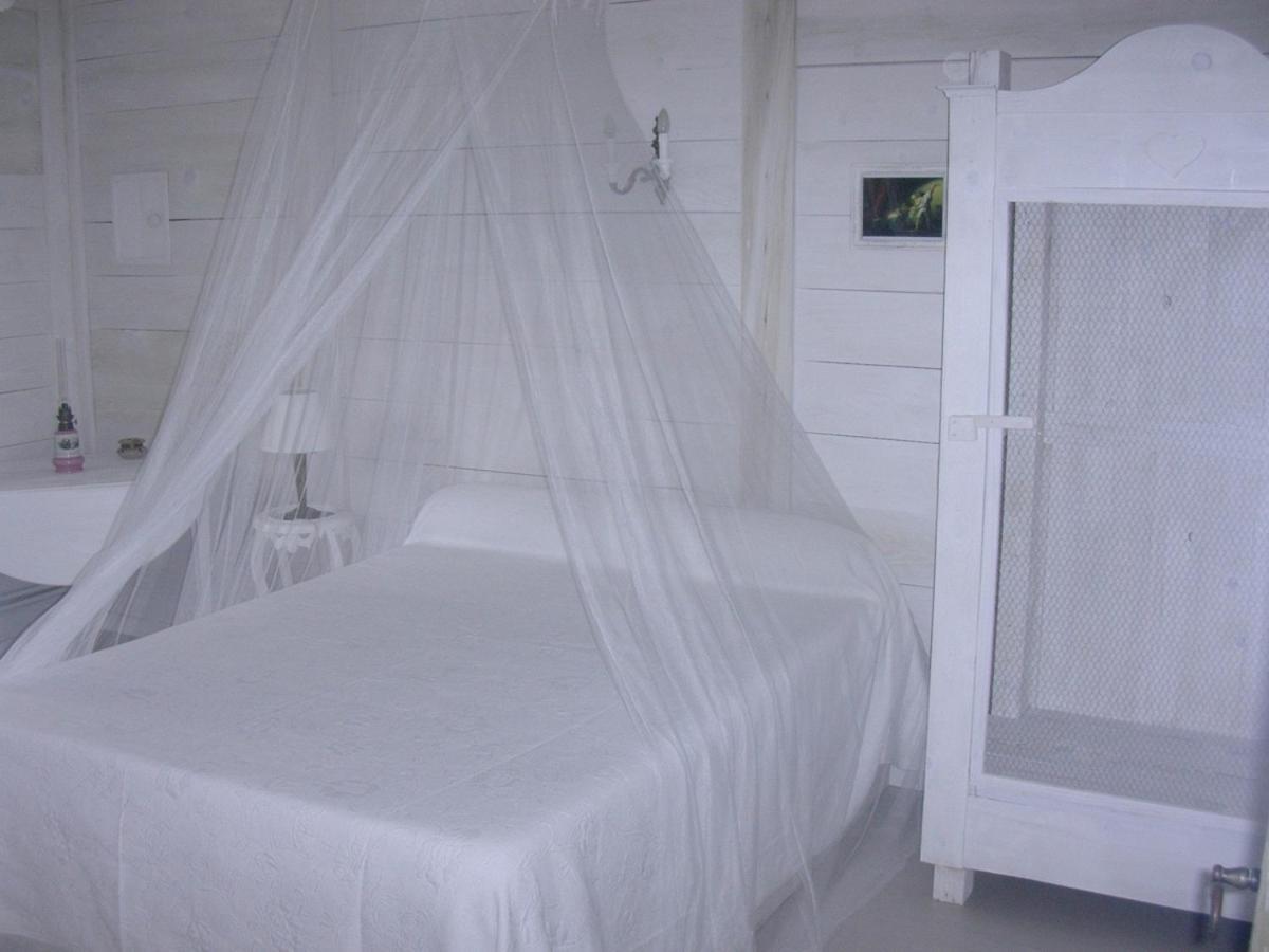 Les Pascals Bed & Breakfast Saint-Paul-lès-Romans Екстериор снимка